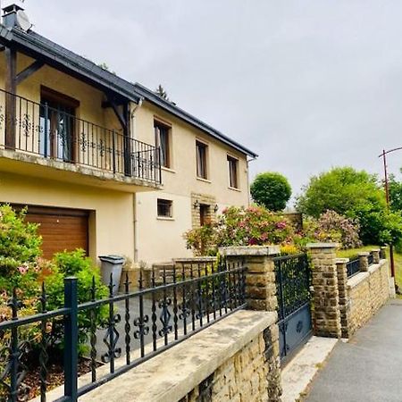 Gite La Mie De Pain Bogny-sur-Meuse Exterior foto